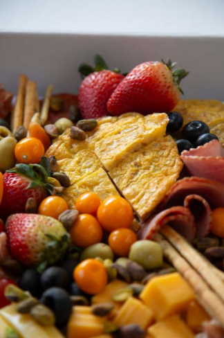 Ancheta Premium de Jamones y Quesos para 10 personas