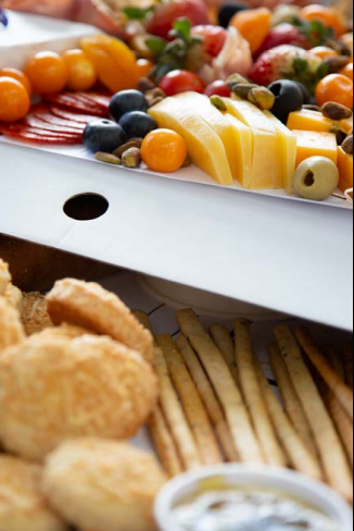 Ancheta Premium de Jamones y Quesos para 10 personas