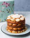 SOPHIE AMOUR CAKE DE ALFAJOR CON NOTAS DE AMARETTO Y AREQUIPE